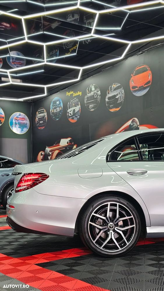 Mercedes-Benz E 220 d 4MATIC Aut. - 18