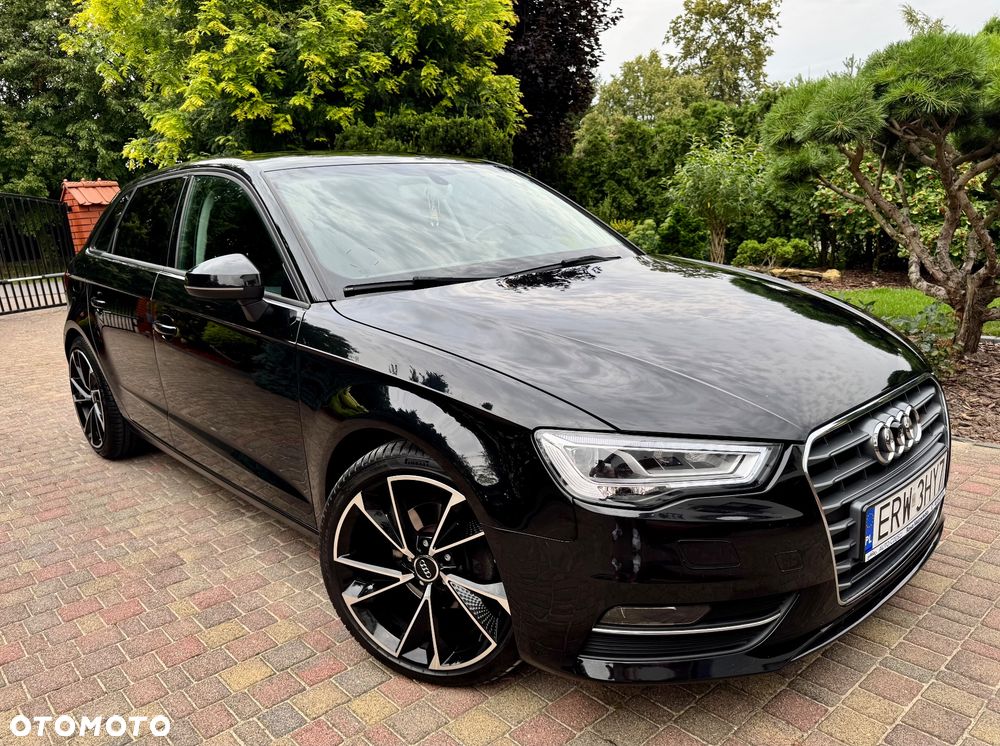 Audi A3 Sportback - 2