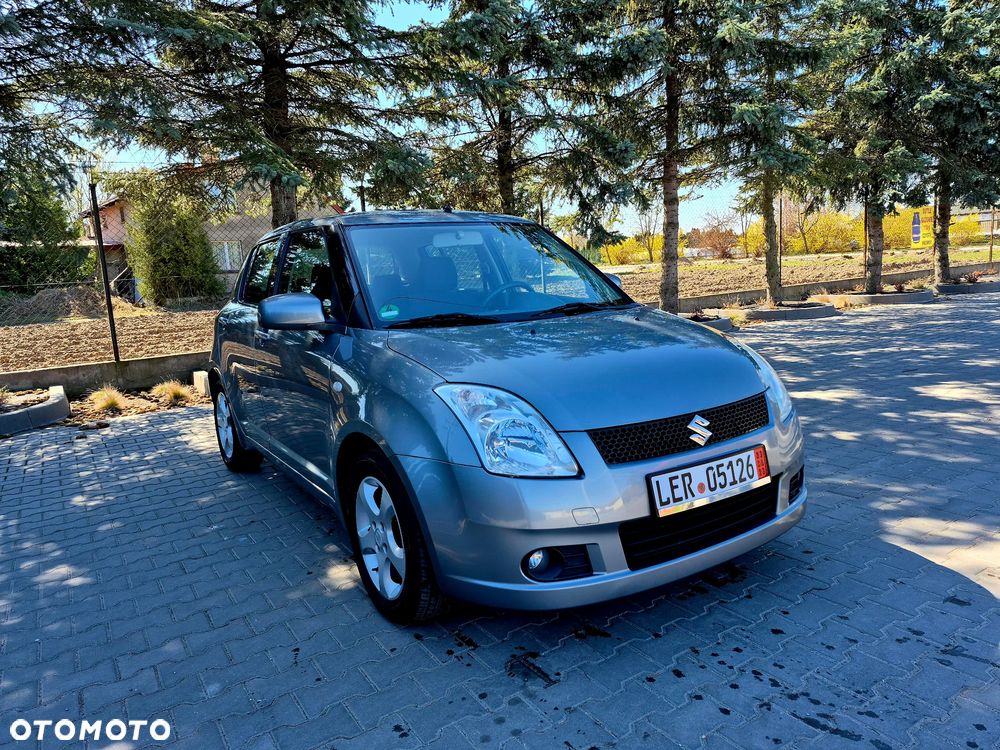 Suzuki Swift - 2