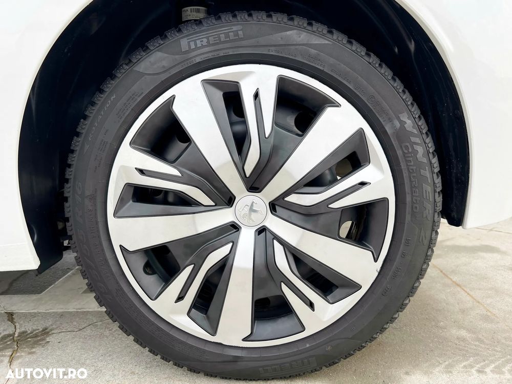 Peugeot 208 1.2 L PureTech STT Active Pack - 27