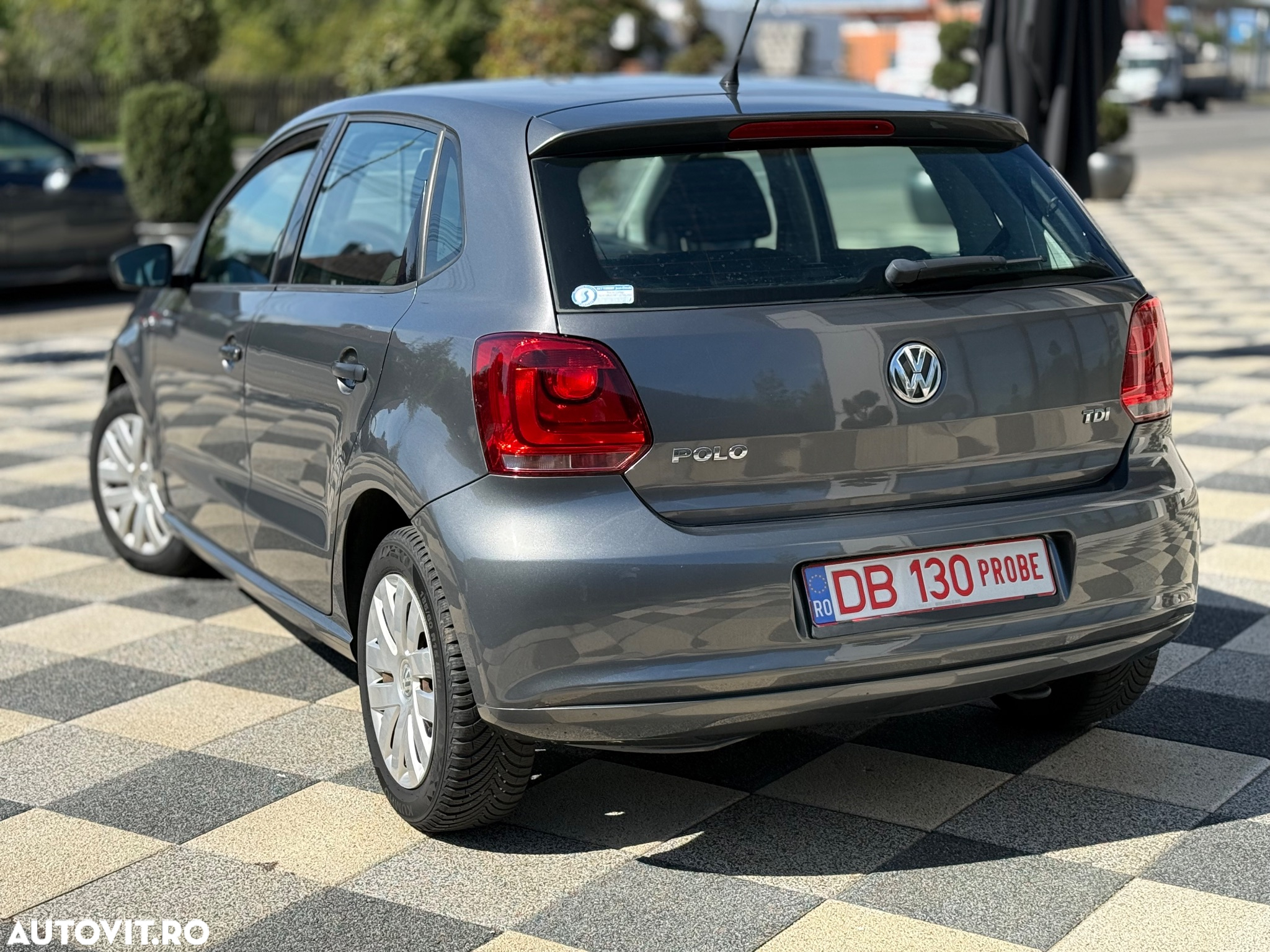 Volkswagen Polo 1.6 TDI Blue Motion Style - 4