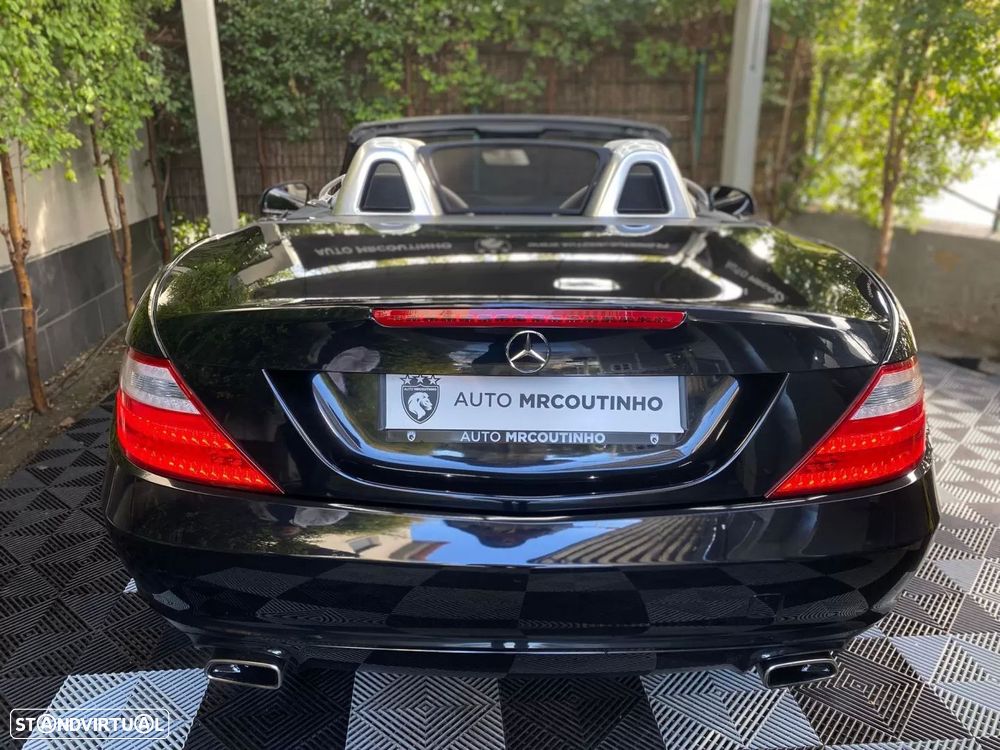 Mercedes-Benz SLK 200 (BlueEFFICIENCY) - 3