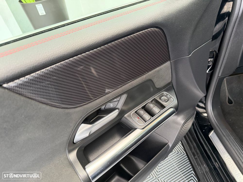 Mercedes-Benz B 250 e AMG Line - 16