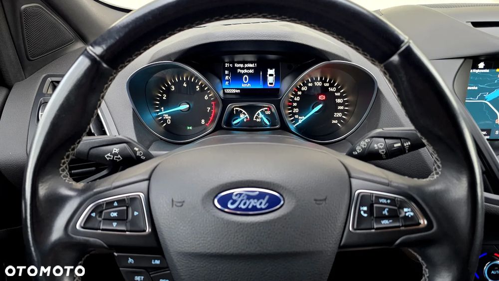 Ford Kuga 1.5 EcoBoost 2x4 ST-Line - 28