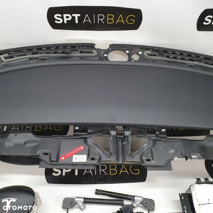 TESLA 3 III DESKA ROZDZIELCZA KONSOLA KOKPIT PULPIT PODUSZKI AIRBAG AIR BAG PASY KIT SET - 3