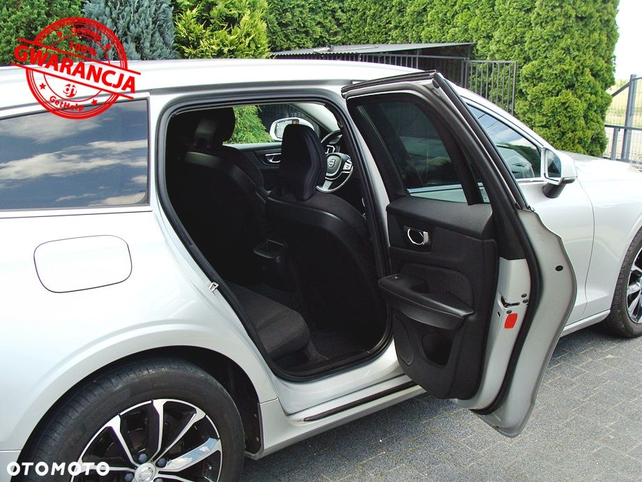 Volvo V60 D3 SCR Momentum - 14