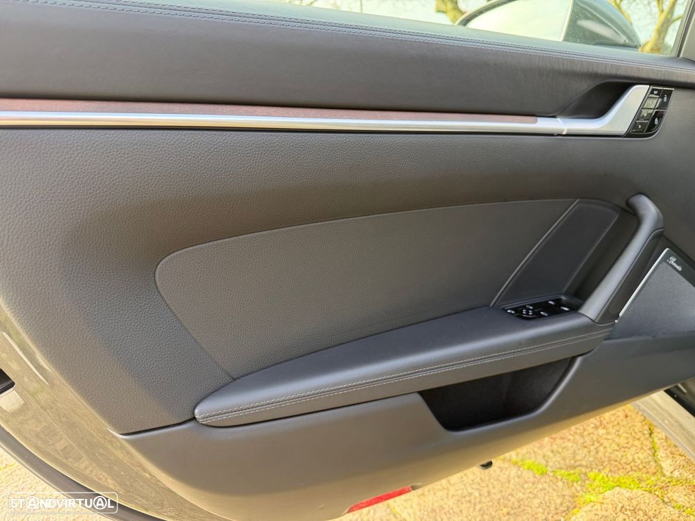 Porsche 911 (992) Carrera 4S PDK - 20