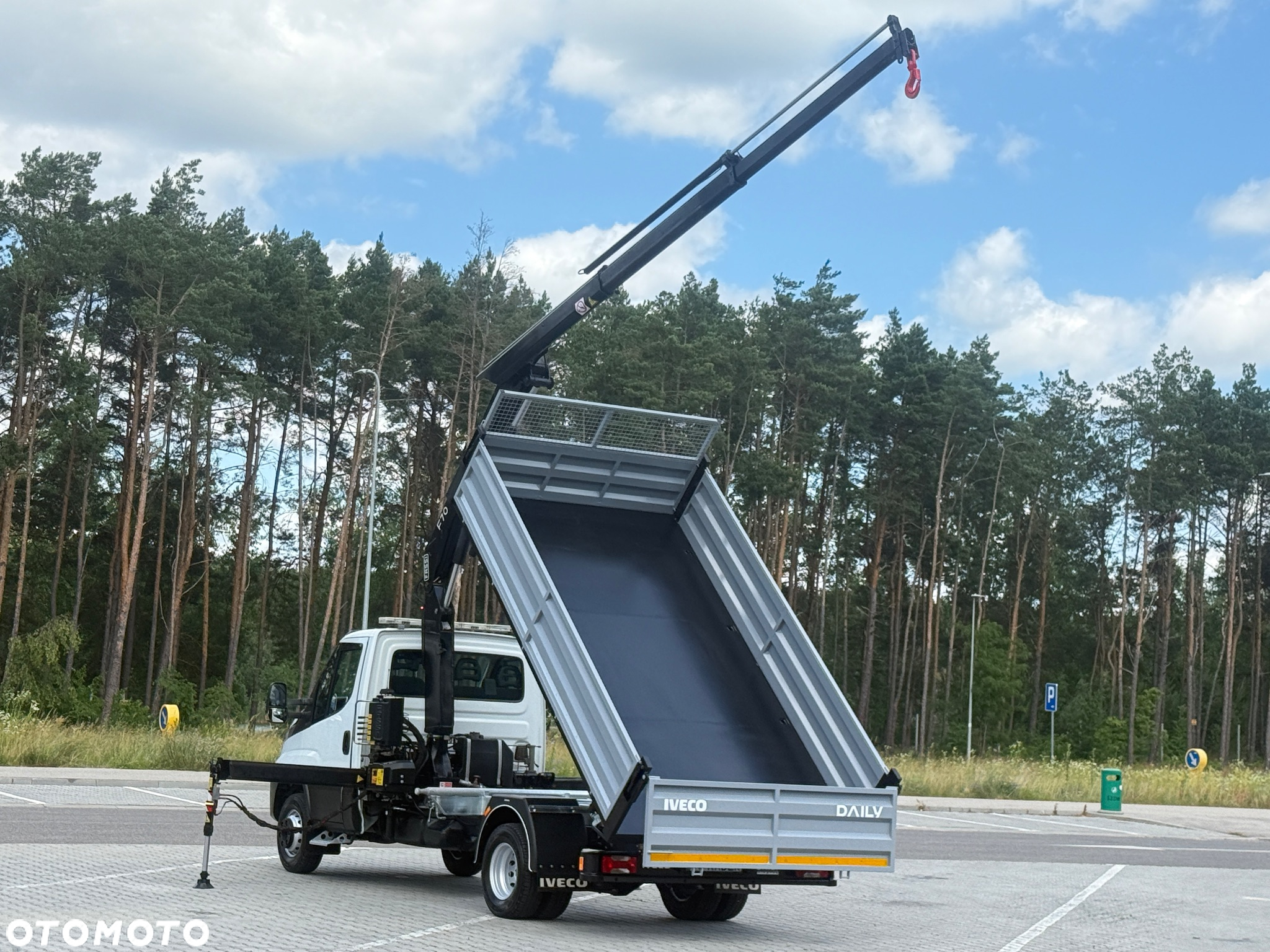 Iveco DAILY 72-180 3.0 HPI 180KM * HDS FASSI F70 * 3200 Udźwig * Wywrotka 3 Stronna * ŚWIETNY STAN! - 24