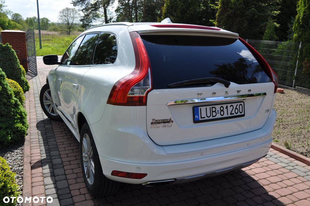 Volvo XC 60 T5 AWD Drive-E Momentum - 18