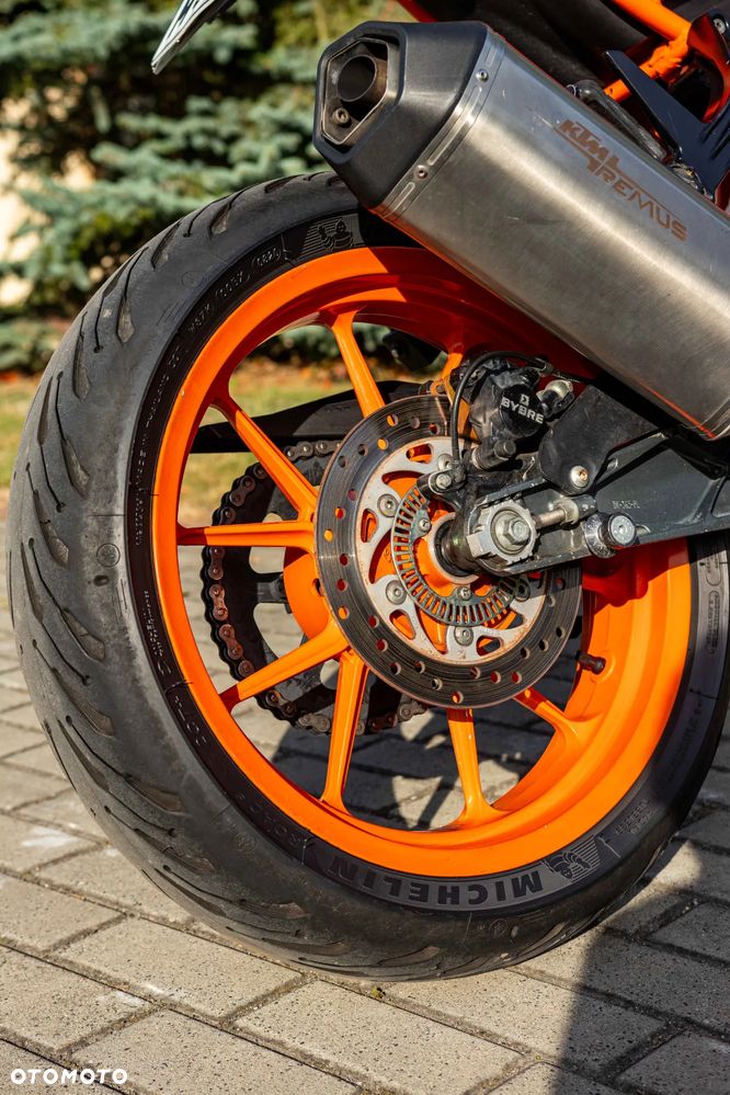 KTM RC 390 - 24