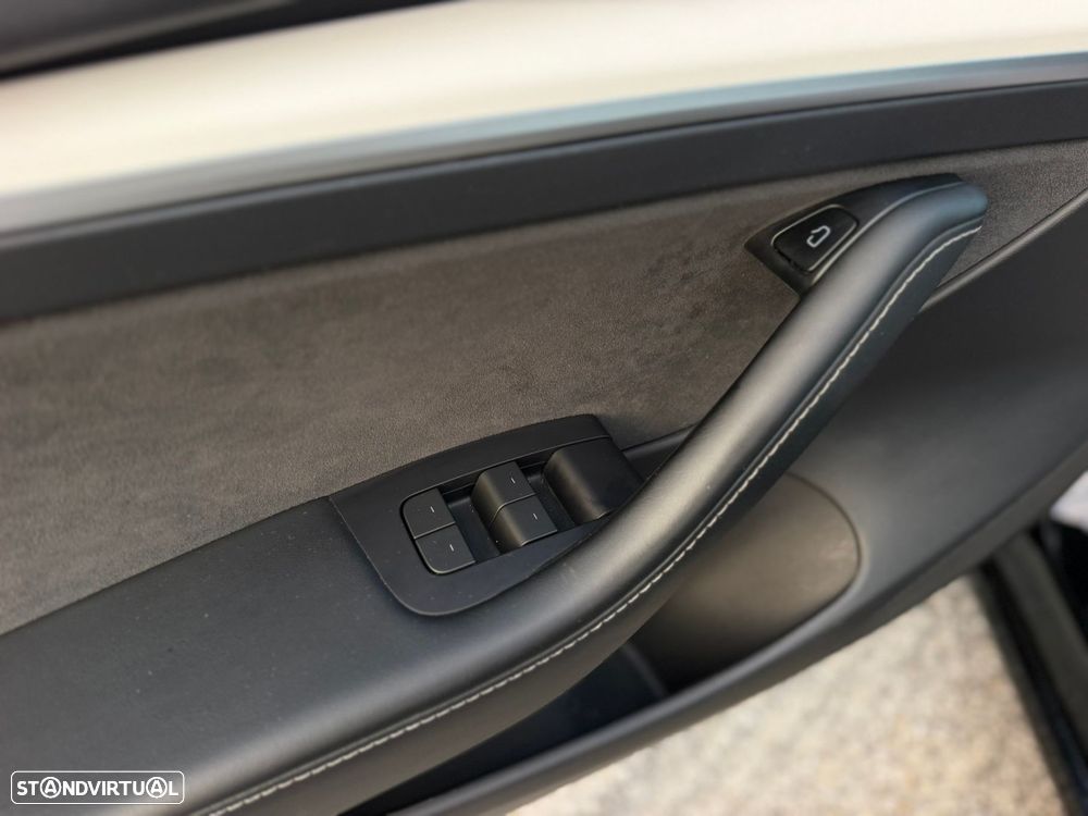 Tesla Model 3 Performance Tração Integral - 15