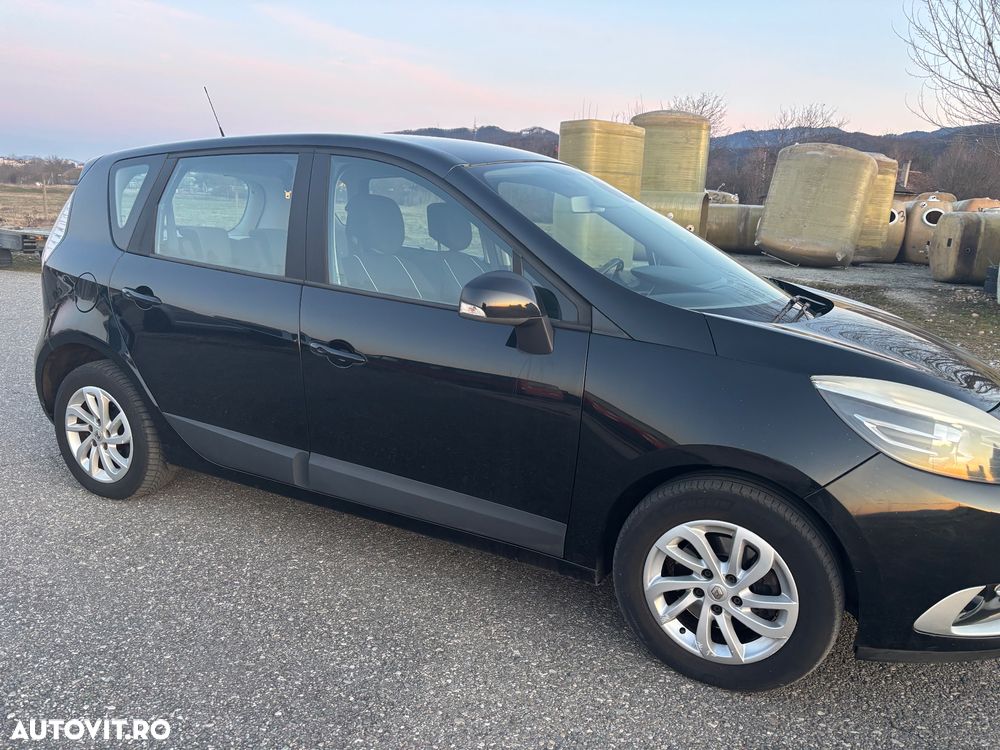 Renault Scenic - 24