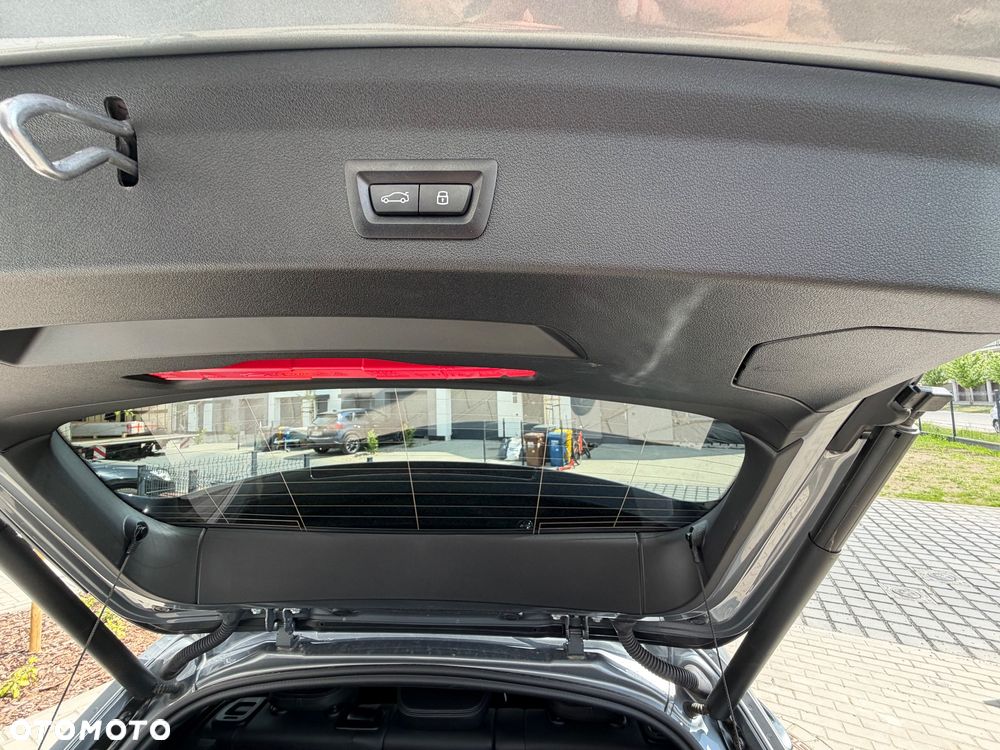 BMW Seria 1 120d M Sport Shadow sport - 11