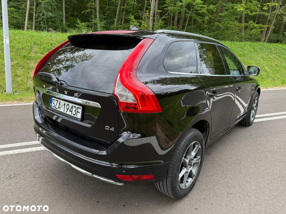 Volvo XC 60 D4 Drive-E Ocean Race - 8