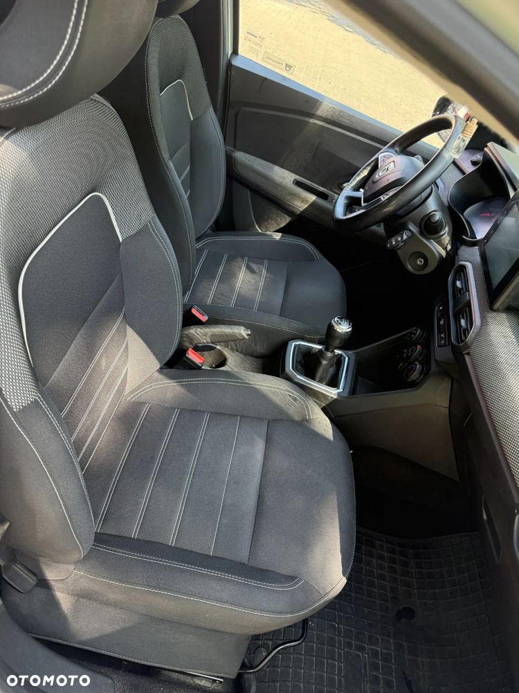 Dacia Sandero - 6