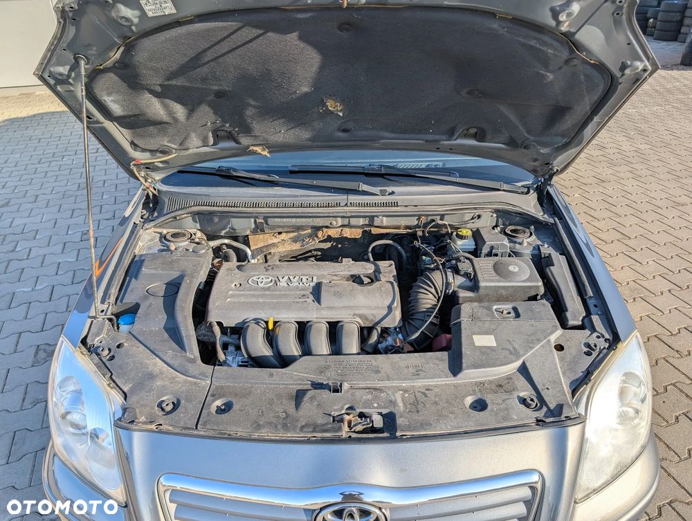 Toyota Avensis 1.8 VVT-i Edition - 20