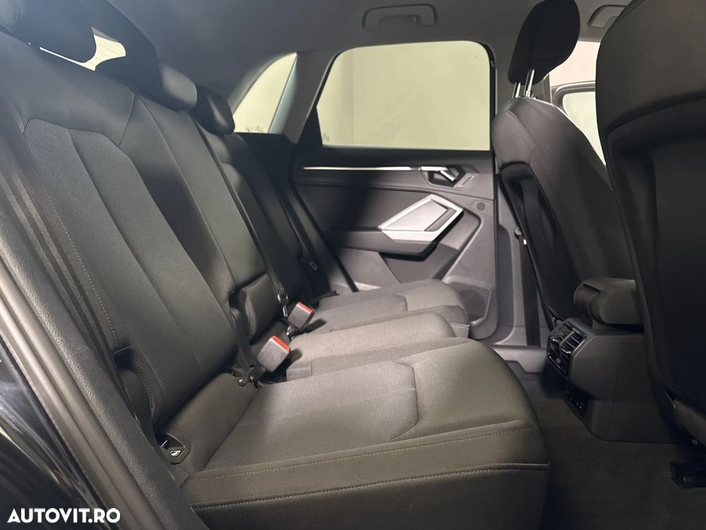 Audi Q3 45 TFSIe S tronic - 13