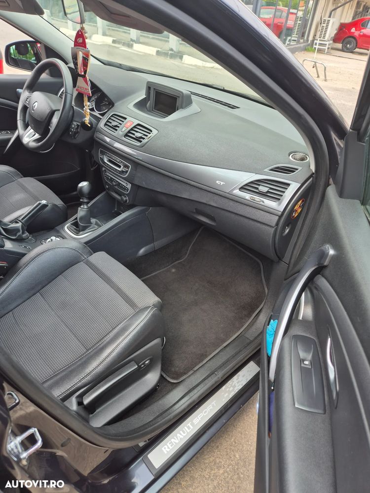 Renault Megane - 9