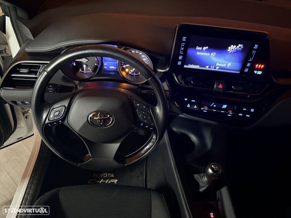 Toyota C-HR 1.2T Comfort+P.Style - 8