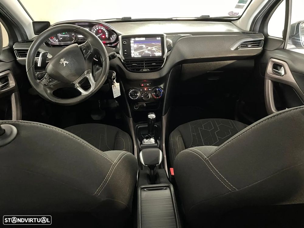 Peugeot 2008 - 5