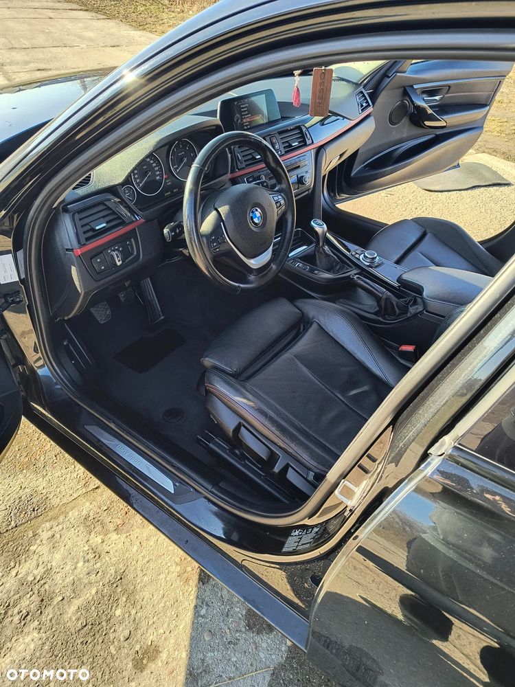 BMW Seria 3 318d Sport Line - 6