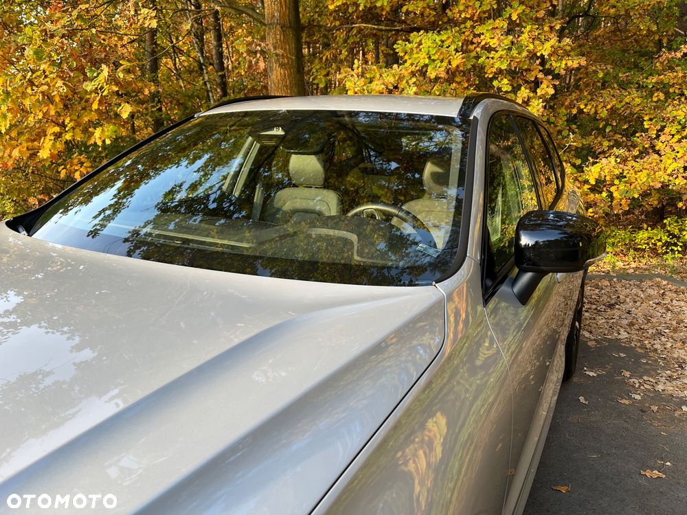 Volvo XC 60 B4 B Plus Dark - 3