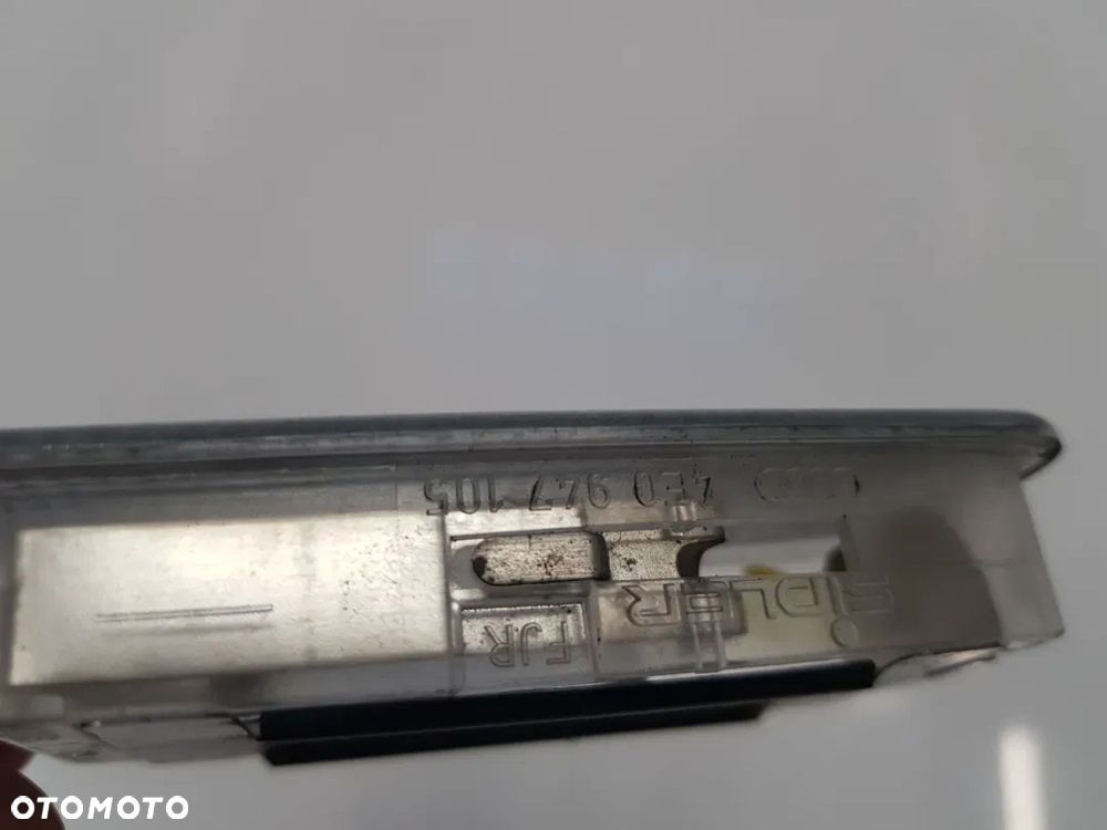 Lampka oświetlenie kabiny Audi A3 A4 4d0947105a 4e0947105 - 5