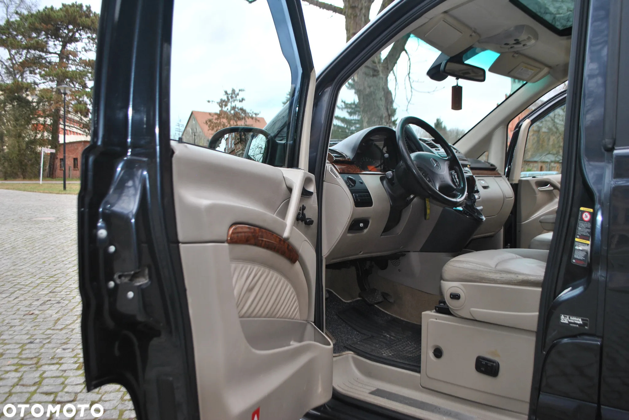 Mercedes-Benz Inny - 7