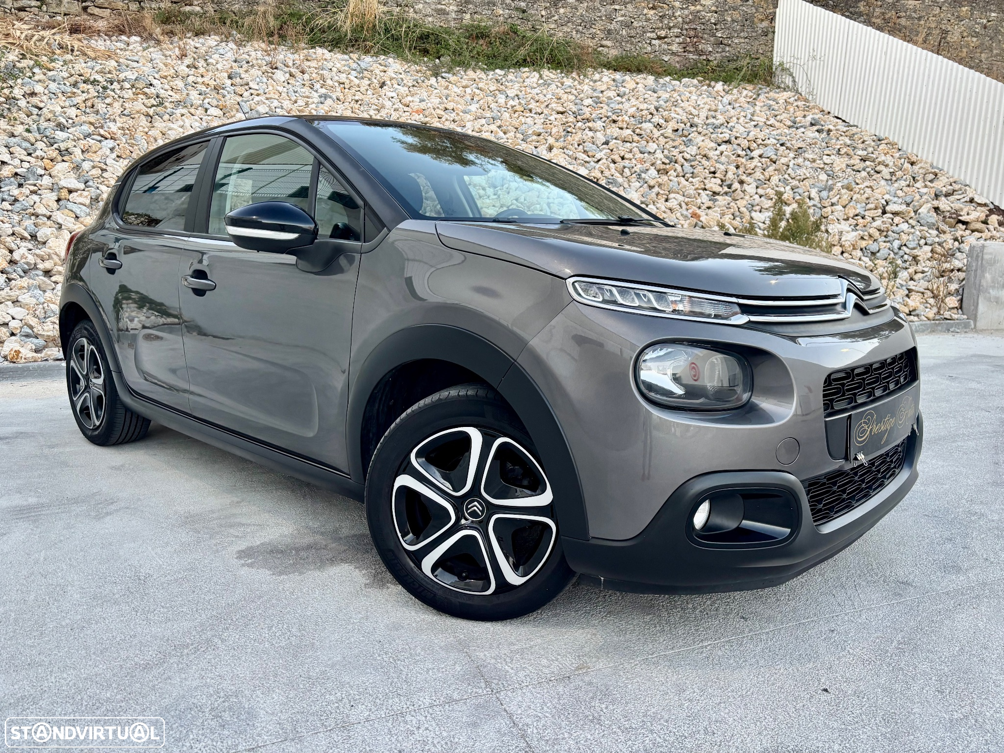 Citroën C3 1.2 PureTech Shine - 11