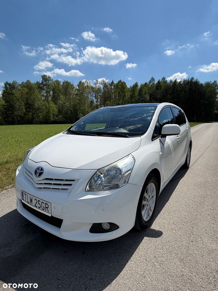 Toyota Verso - 1