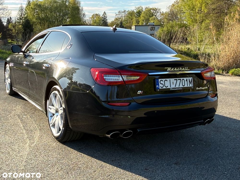 Maserati Quattroporte Q4 GranSport S - 14