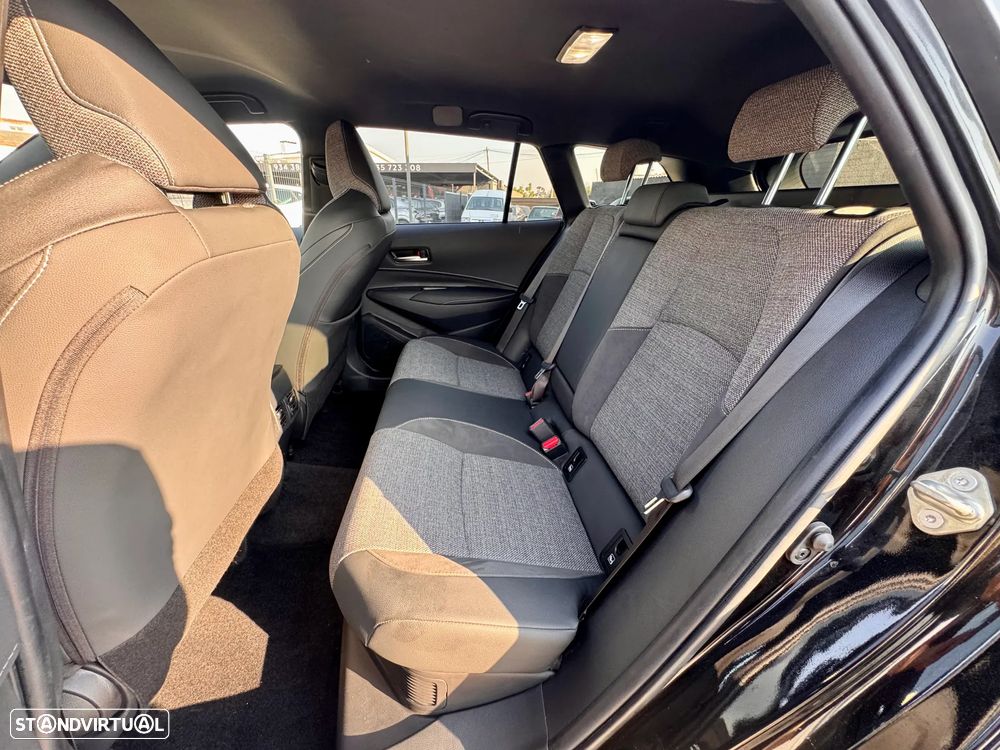 Toyota Corolla Touring Sports 1.8 Hybrid Comfort Plus - 20
