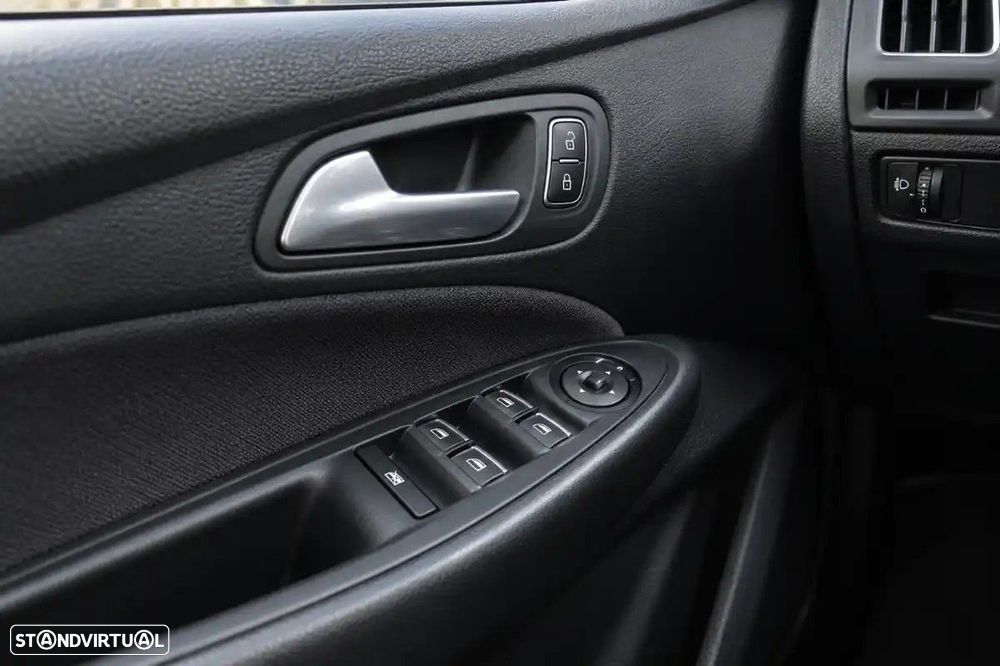 Ford Focus 1.0 EcoBoost ST-Line Aut. - 12