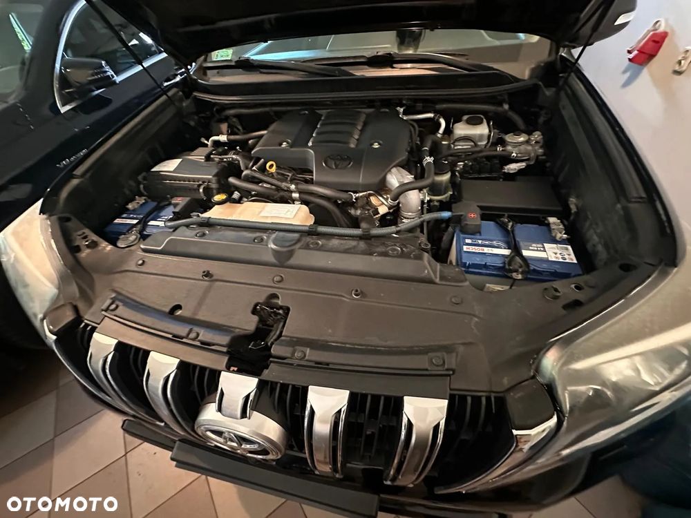 Toyota Land Cruiser LC 3.0 D-4D Invincible - 10