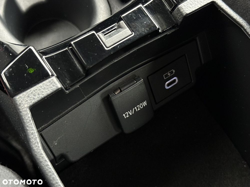 Toyota Corolla 1.8 Hybrid Comfort - 24