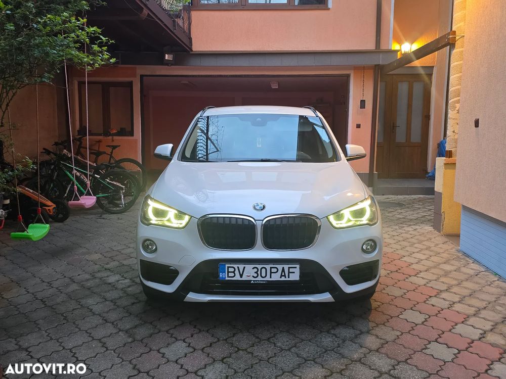 BMW X1 xDrive20d AT - 32