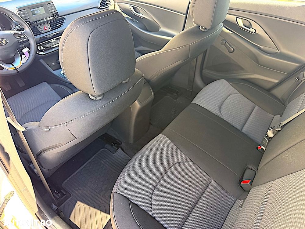 Hyundai i30 1.5 110CP 5DR M/T Comfort - 7