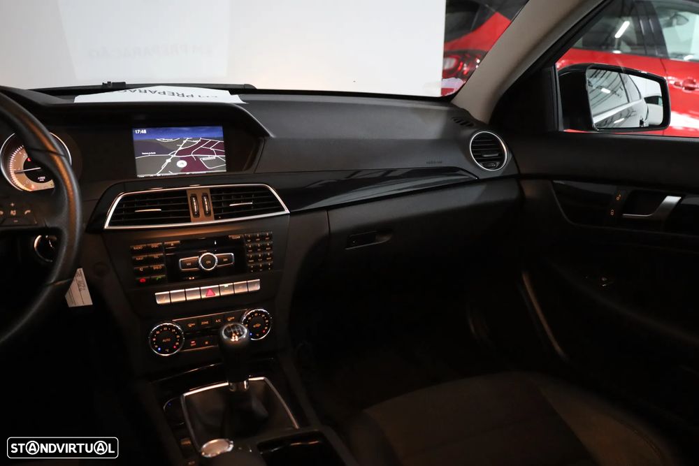 Mercedes-Benz C 220 CDI DPF BlueEFFICIENCY SPORT EDITION - 9