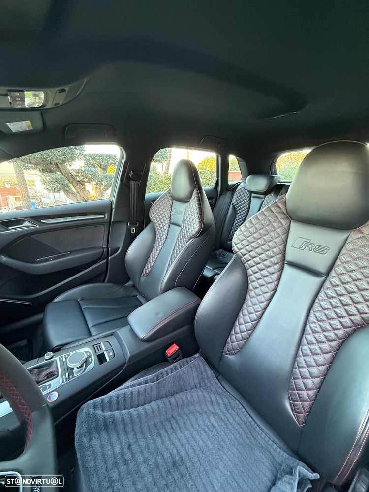 Audi RS3 Sportback 2.5 TFSI quattro S tronic - 8