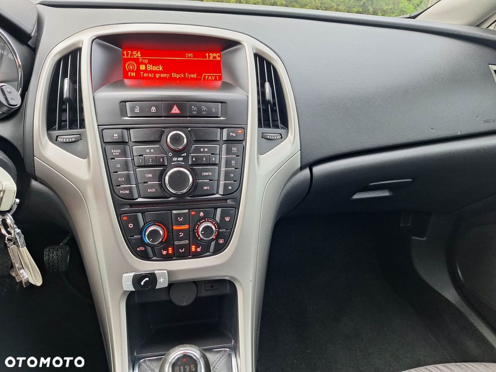 Opel Astra 1.4 Turbo Color Edition - 12
