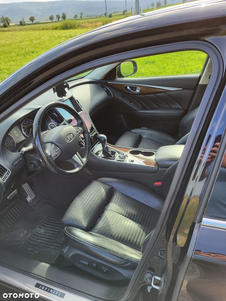 Infiniti Q50 - 12
