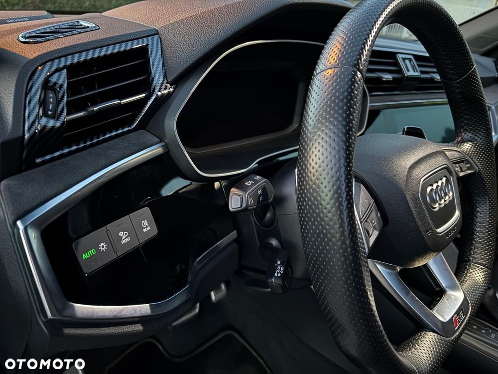 Audi Q3 - 24