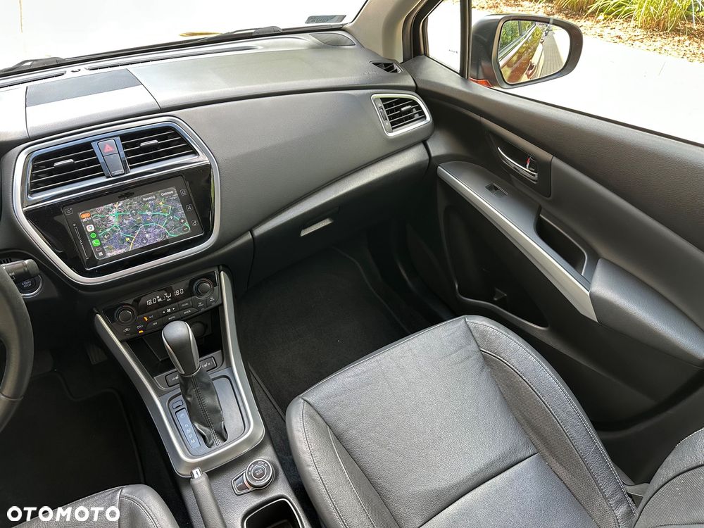 Suzuki SX4 S-Cross - 10