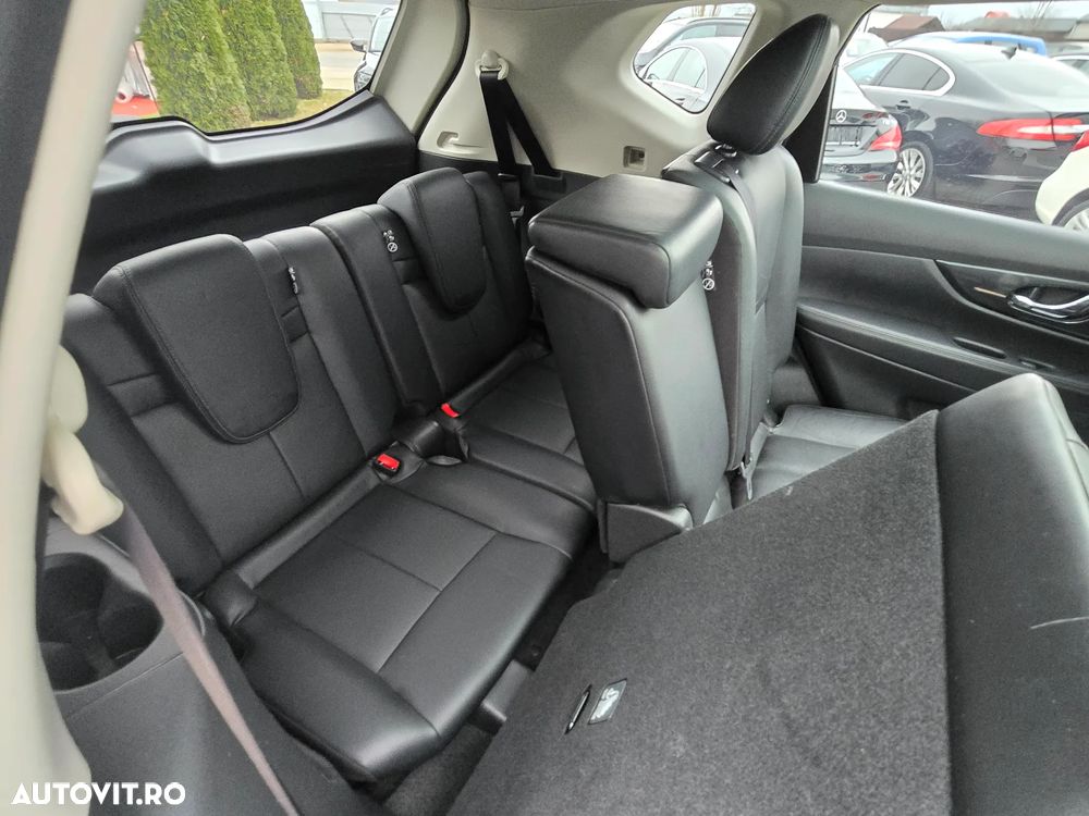 Nissan X-Trail 1.6 dCi Xtronic Tekna - 13