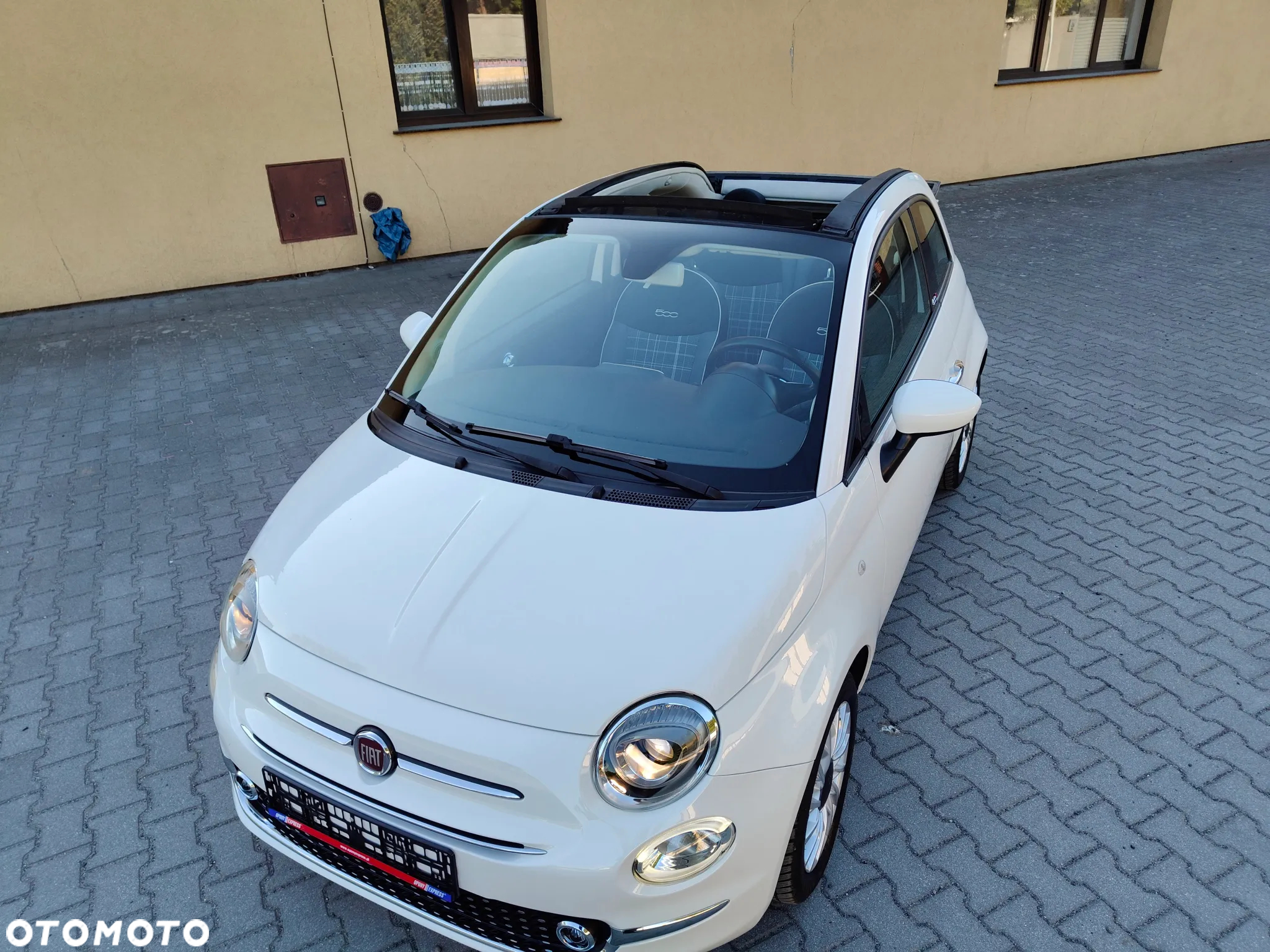 Fiat 500 C 1.2 8V Lounge - 12