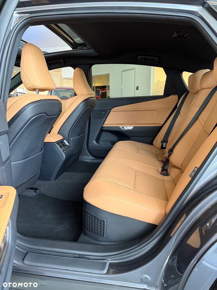 Lexus ES 300h Prestige - 7