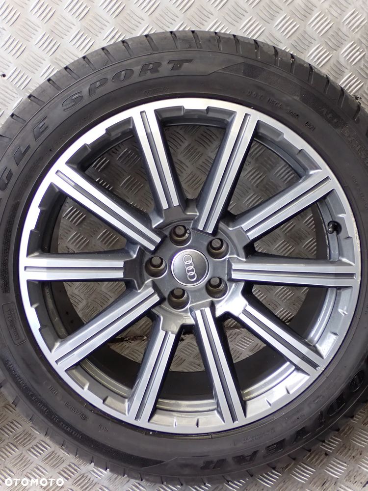 FELGI ALUMINIOWE AUDI  9JX20  ET 33  5X112  4M0601025 AD/ AE - 7