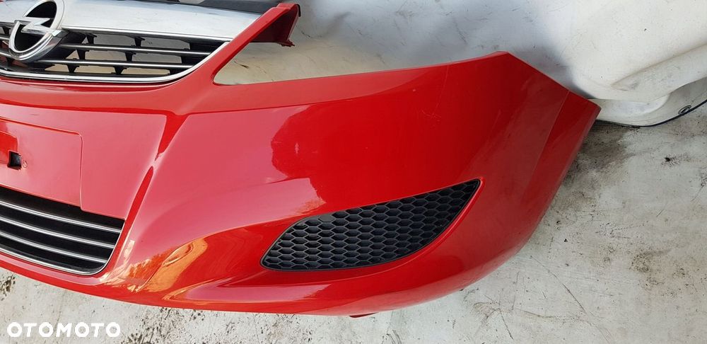 zderzak przód grill Opel Zafira B lift - 3