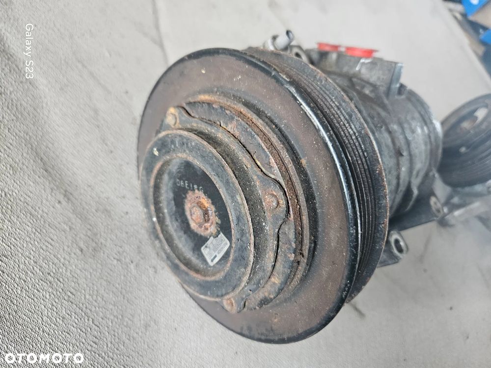 Sprężarka kompresor klimatyzacji Toyota Corolla Avensis T22 1,8 VVTi 447220-4351 - 2