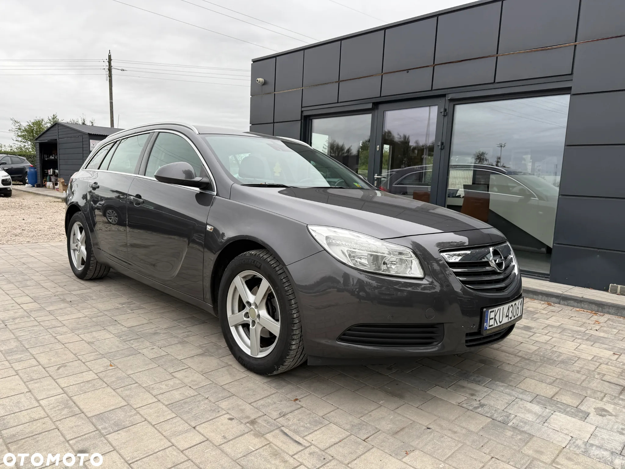 Opel Insignia 1.8 - 6